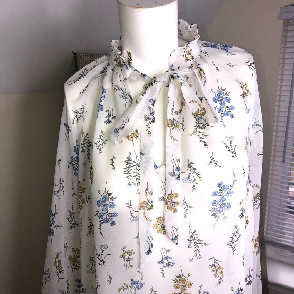 Timing Chiffon Career Classic Blouse - Picture 3 of 5
